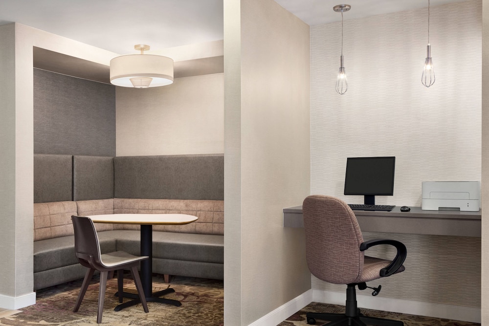 Residence Inn Salem 39/41