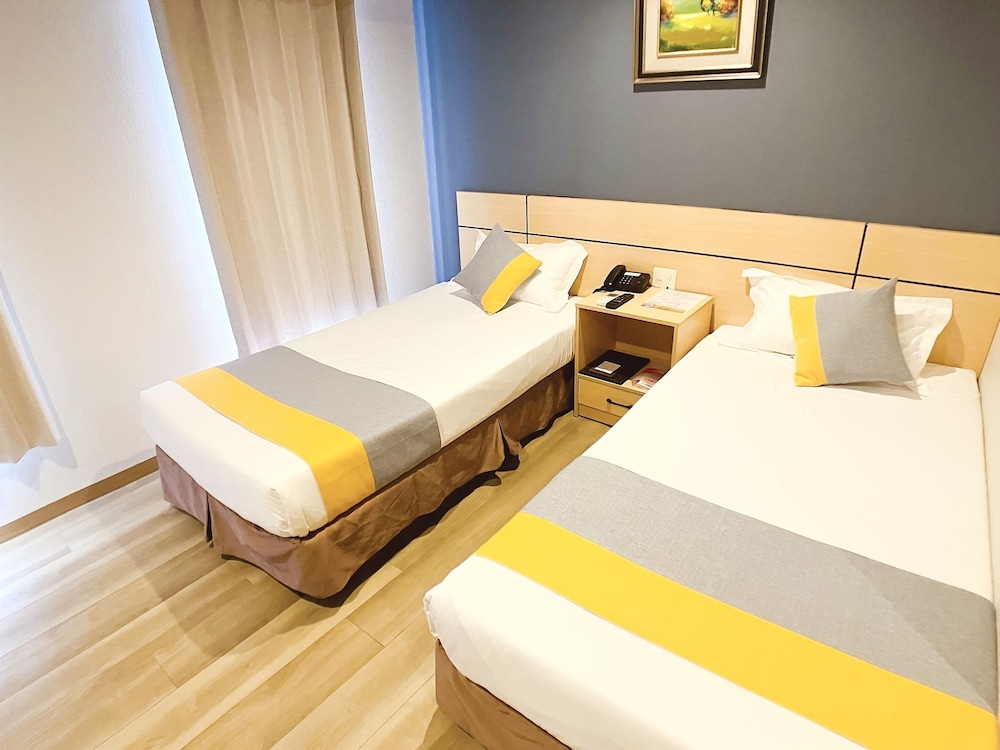Room, Twin Beds