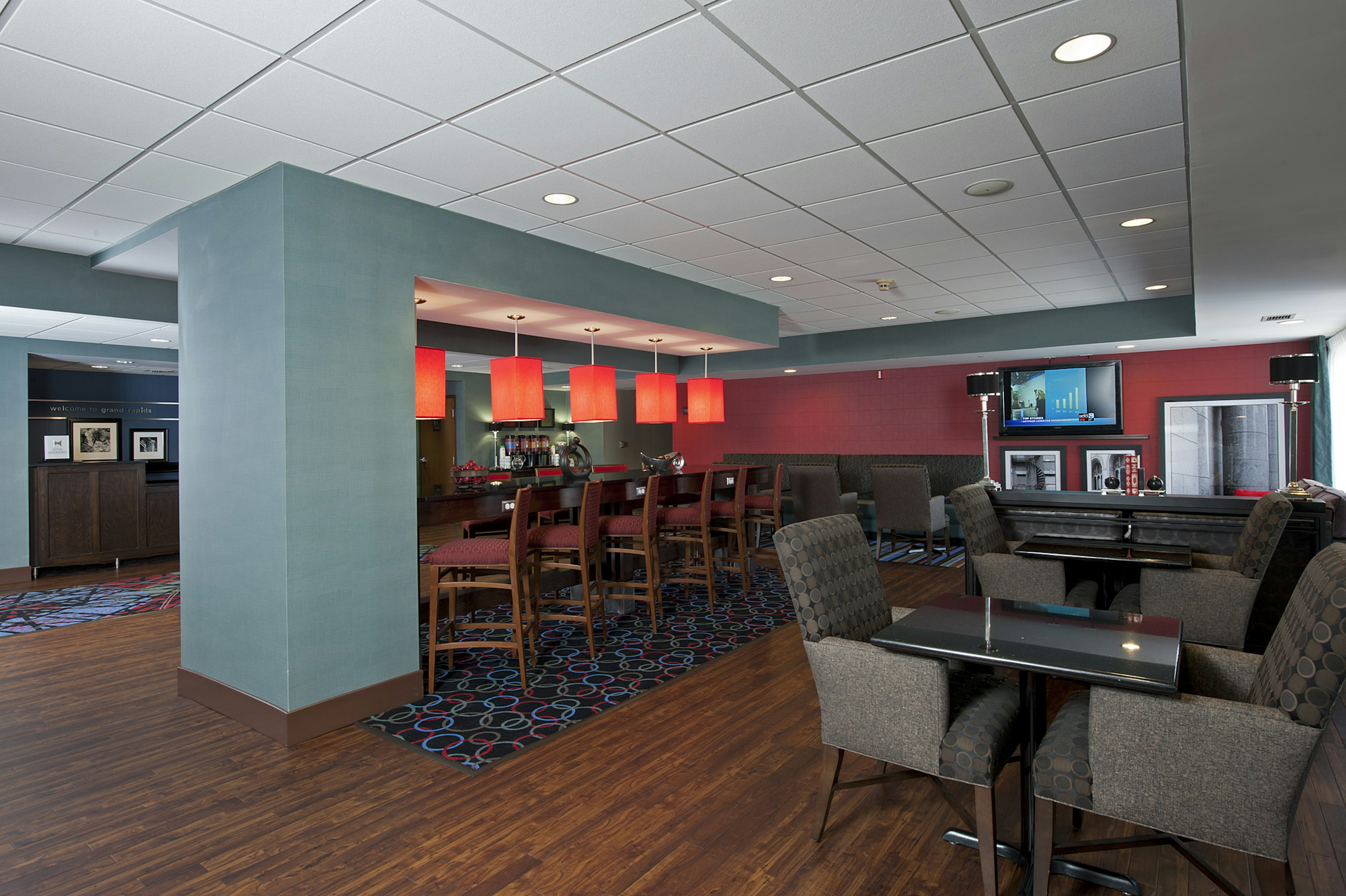 Hampton Inn Grand Rapids South 27/46