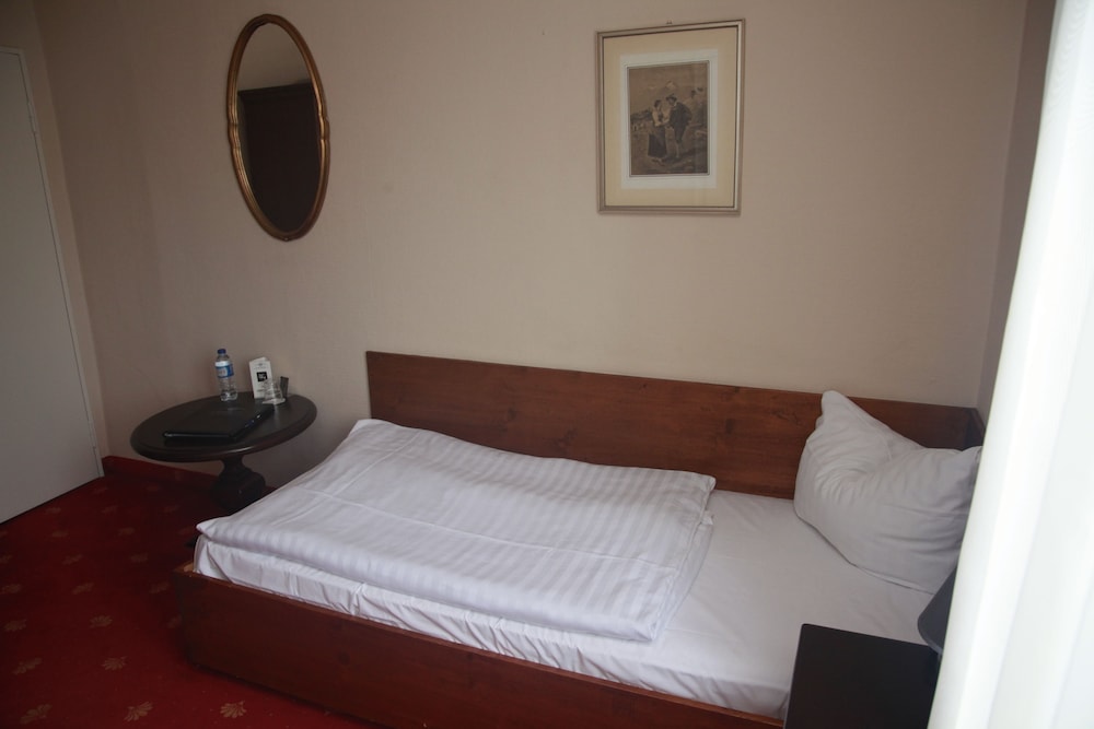 ATLAS Posthotel 20/67