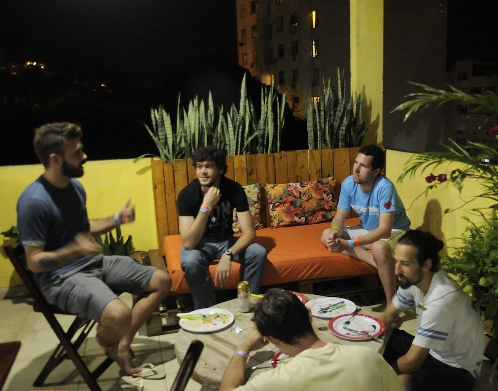 Le House Hostel 12/47