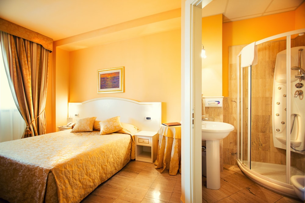 Hotel Vedute 6/26