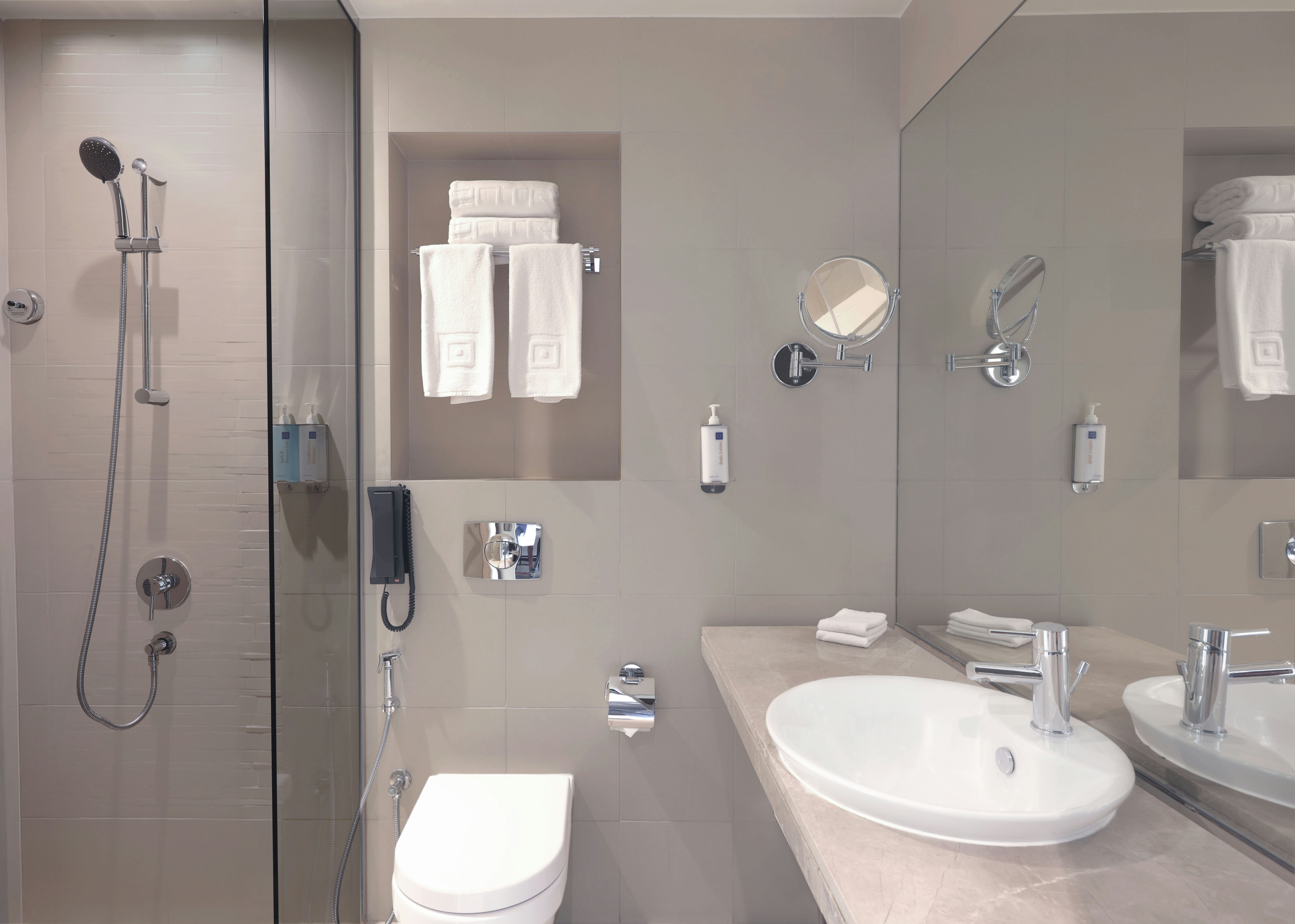 استوديو بمطبخ صغير، Centro Sharjah Rotana 3/3