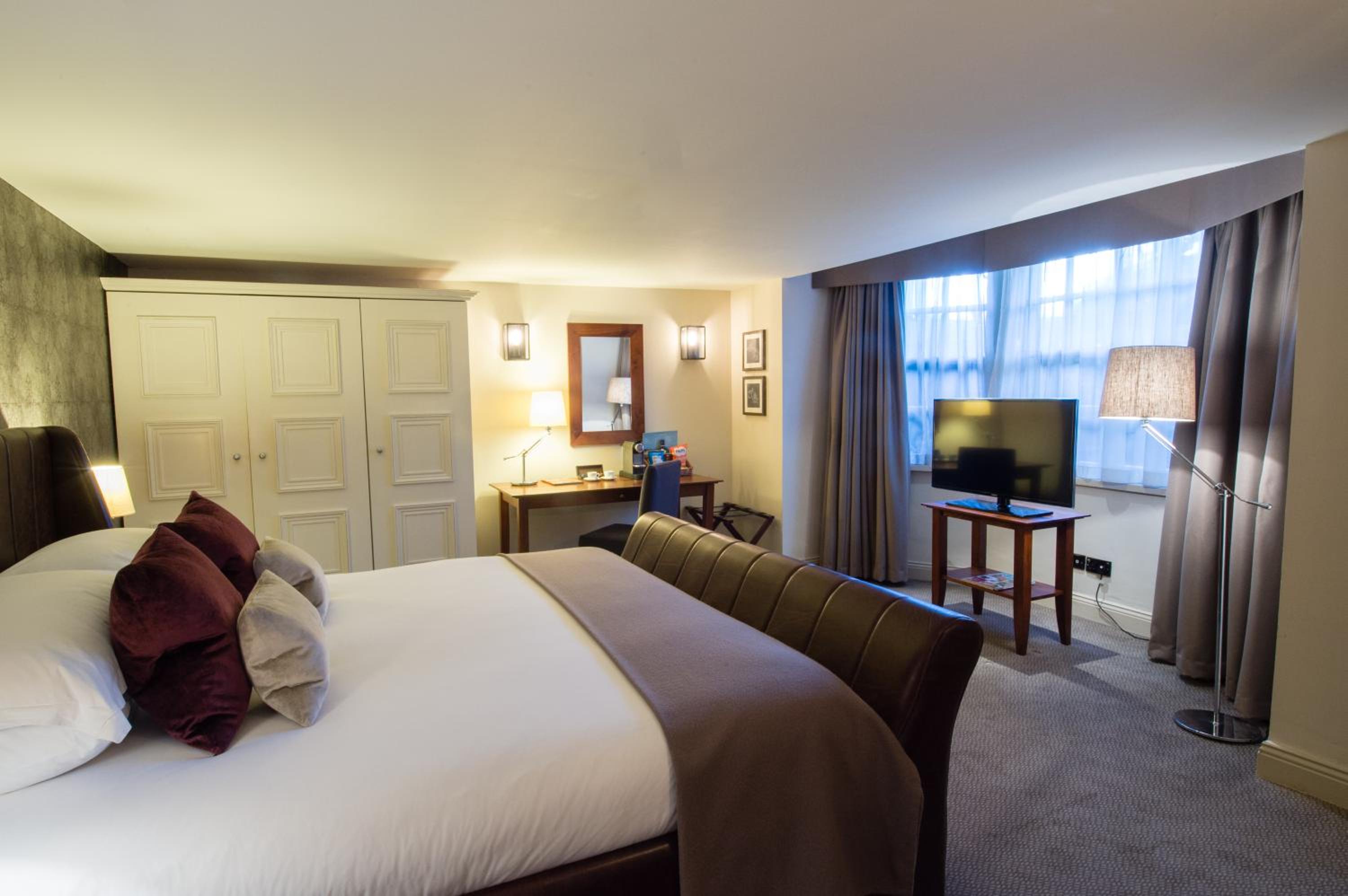 Classic, Basement, Double Bed