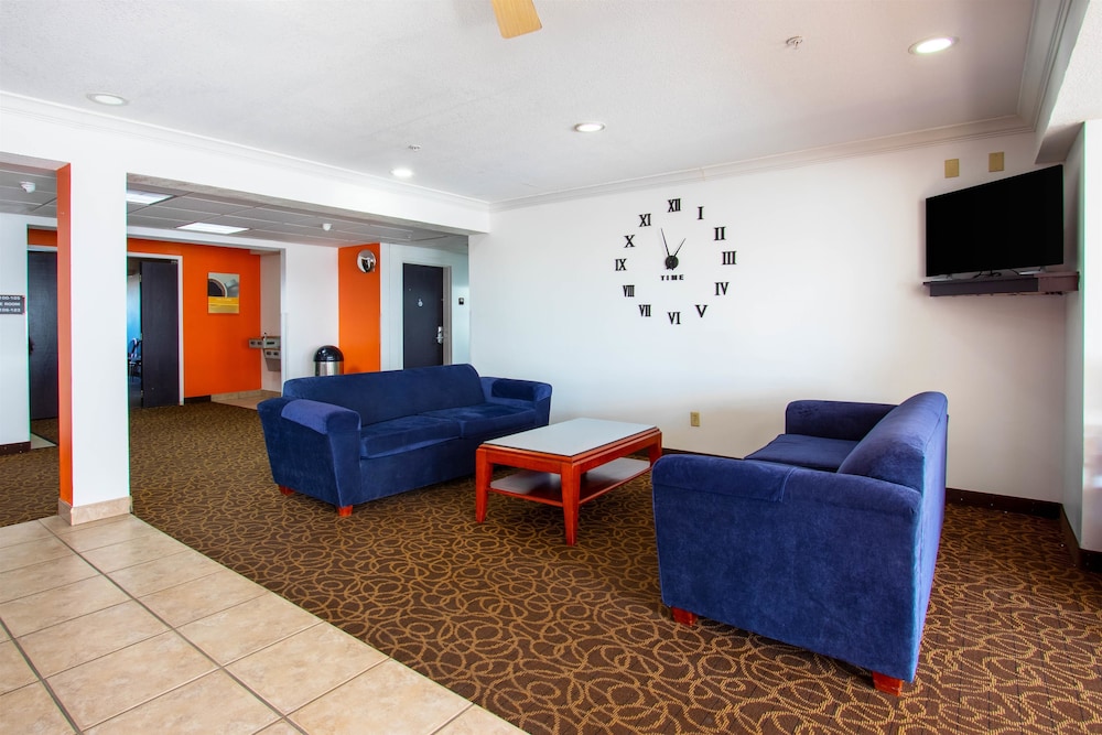 Motel6 El Paso, TX - Southeast 34/45