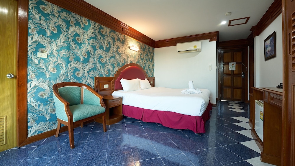 Lime Hotel Patong 17/50
