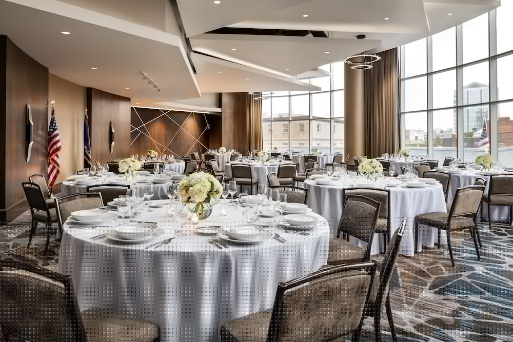THE WESTIN BUFFALO 28/38