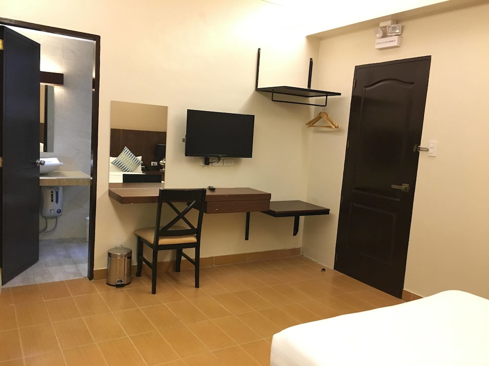 Eon Centennial Resort Hotel & Waterpark 23/28