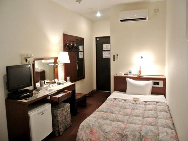 Semi Room, Single, Semi Double Bed, Smoking