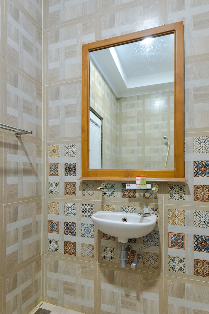 Hotel Sekar Ayu 47/49