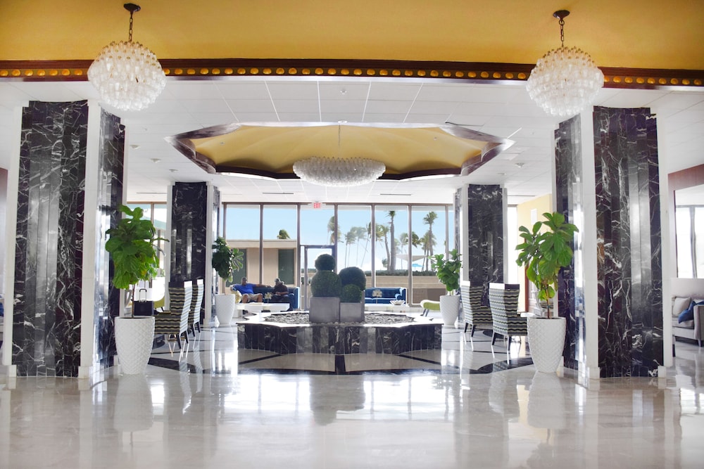 Seacoast Suites Hotel 60/75