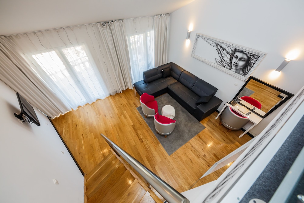 Hotel Sveti Kriz 39/65