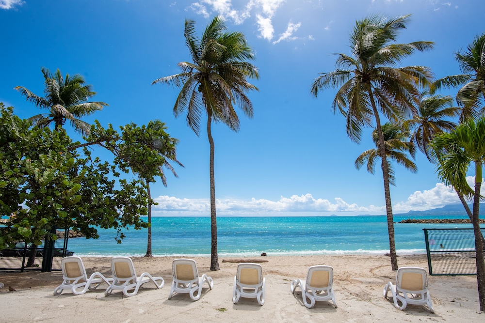 Hotel Arawak Beach Resort 4/52