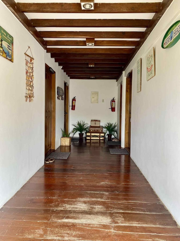 Romantic Beach Villas 7/50