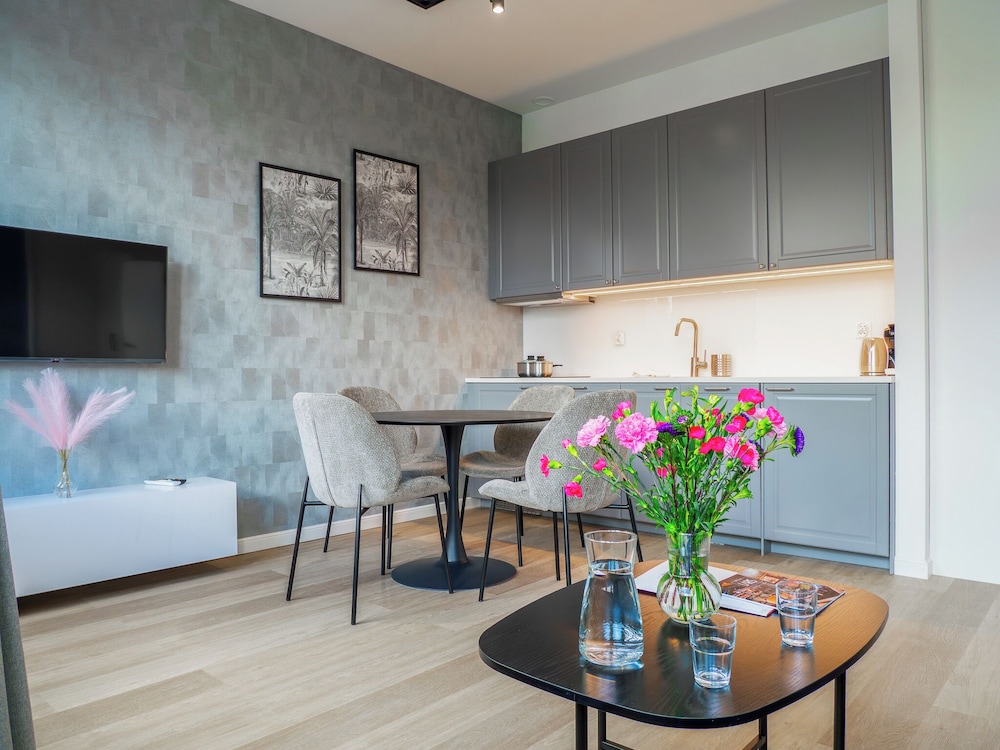 Dluga 17 Residence 56/71