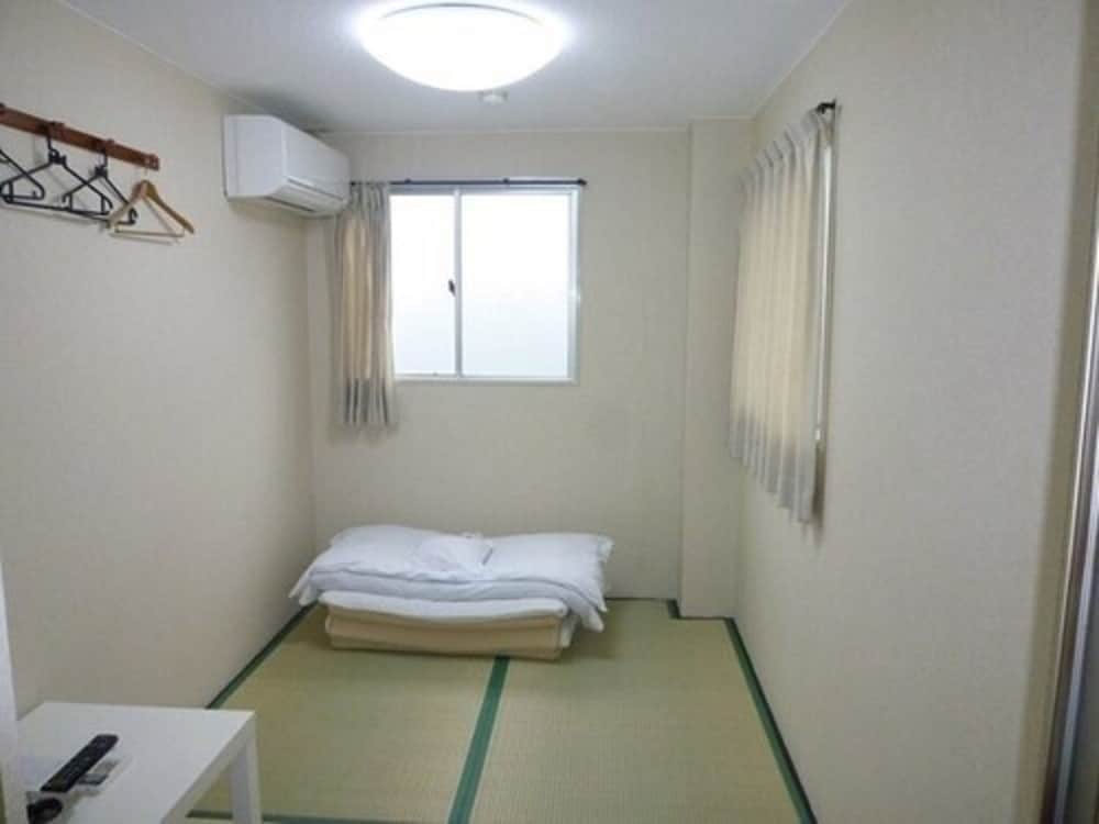 Hotel Lucky 16/45