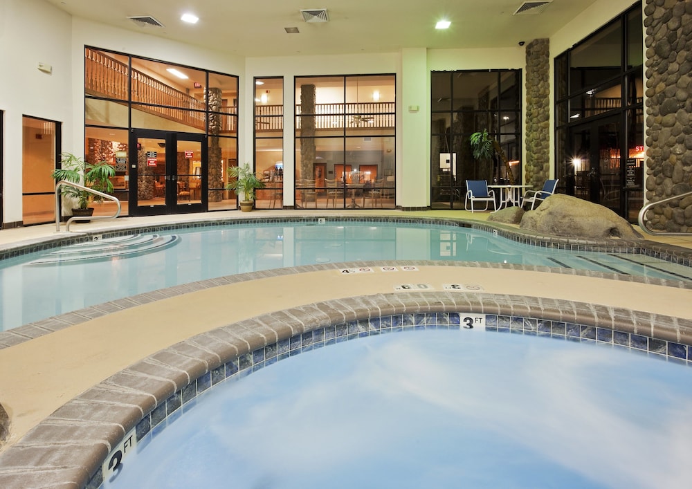 Holiday Inn Express Fallon 52/81