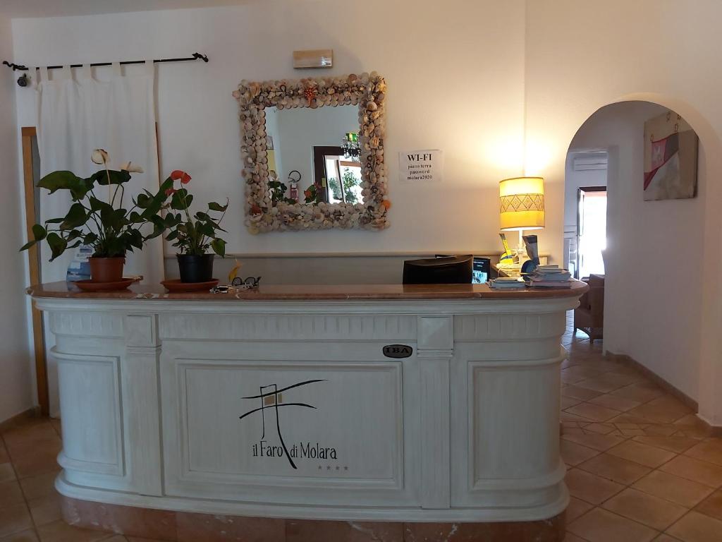 Lobby at Hotel Il faro di Molara, PORTO SAN PAOLO