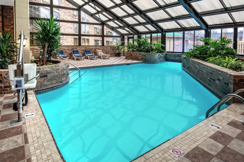 Doubletree By Hilton Hotel Jackson 4/53
