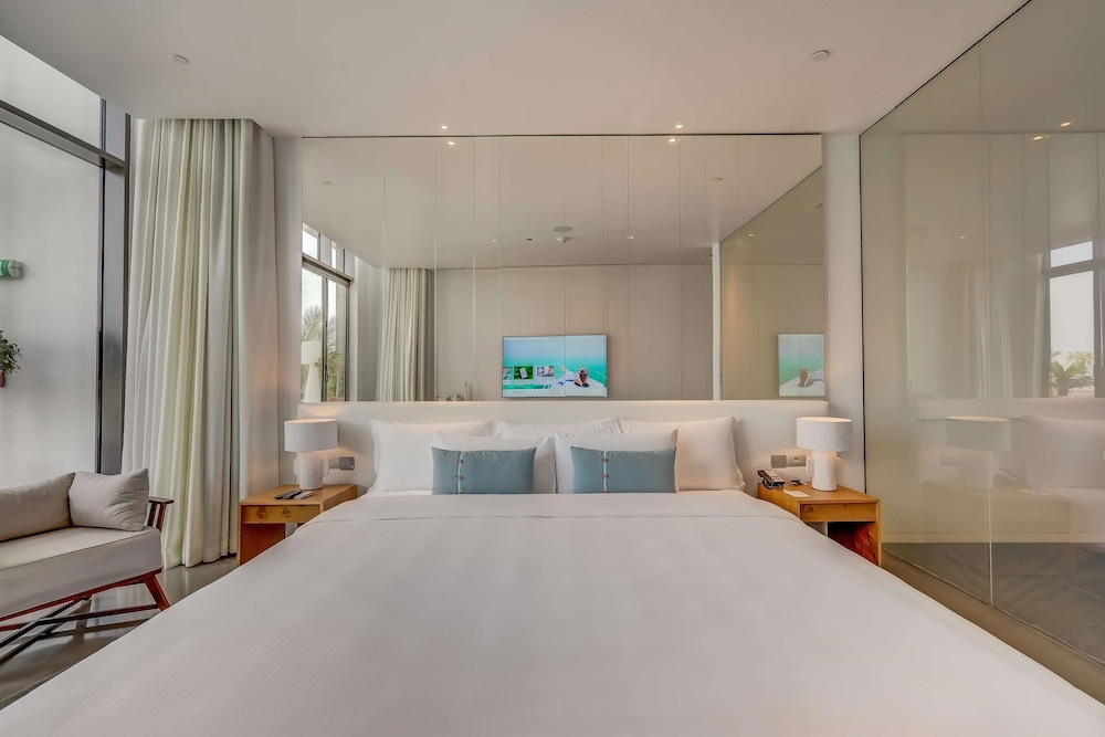 Nikki Beach Resort and Spa Dubai 29/81