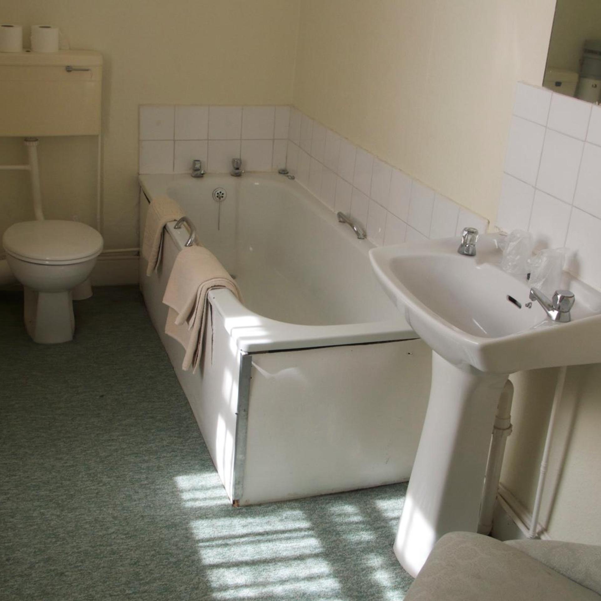 Calverts Hotel - Newport Isle of Wight 53/53