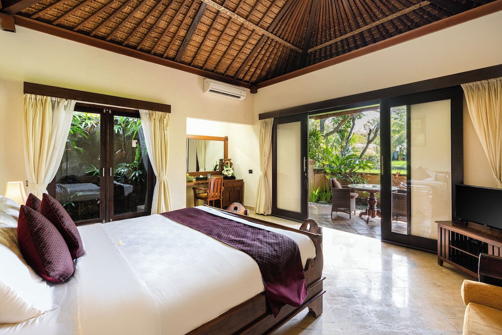 Deluxe, Queen Bed, Rice Paddy View