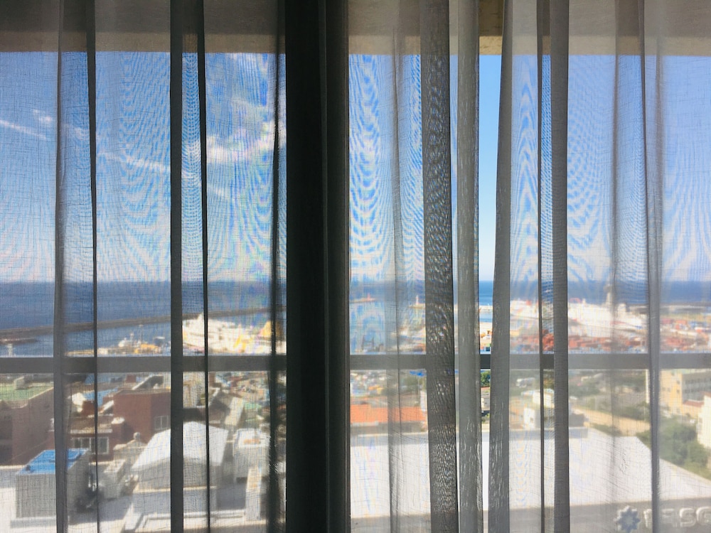 Harbor Hotel 34/34
