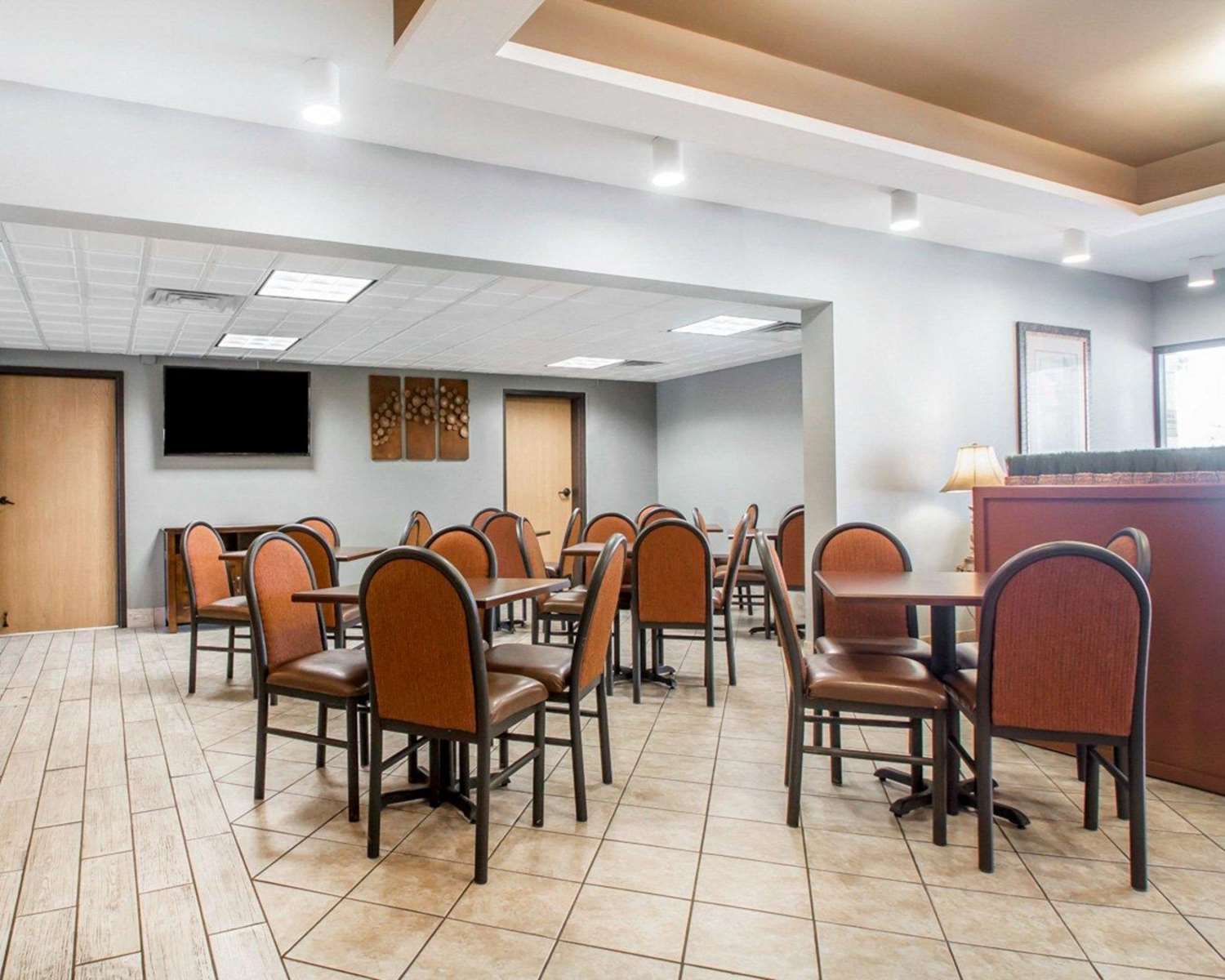 Quality Inn Us65 E Battlefield Rd Springfield 25/30