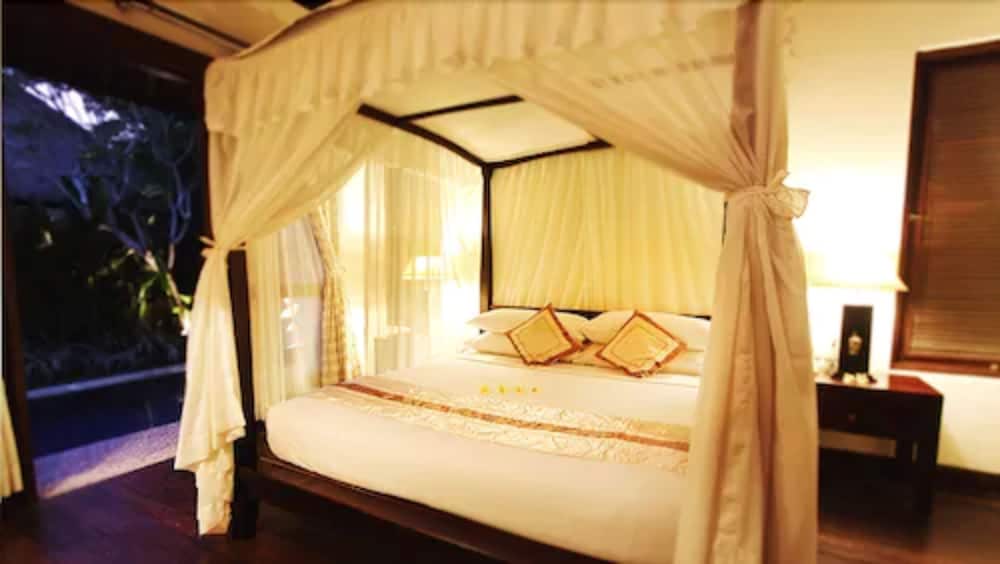 THE AMASYA VILLA 24/53