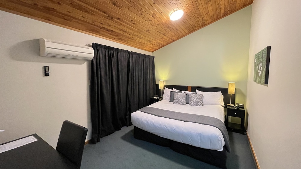 Loft, Family, King and Twin Beds