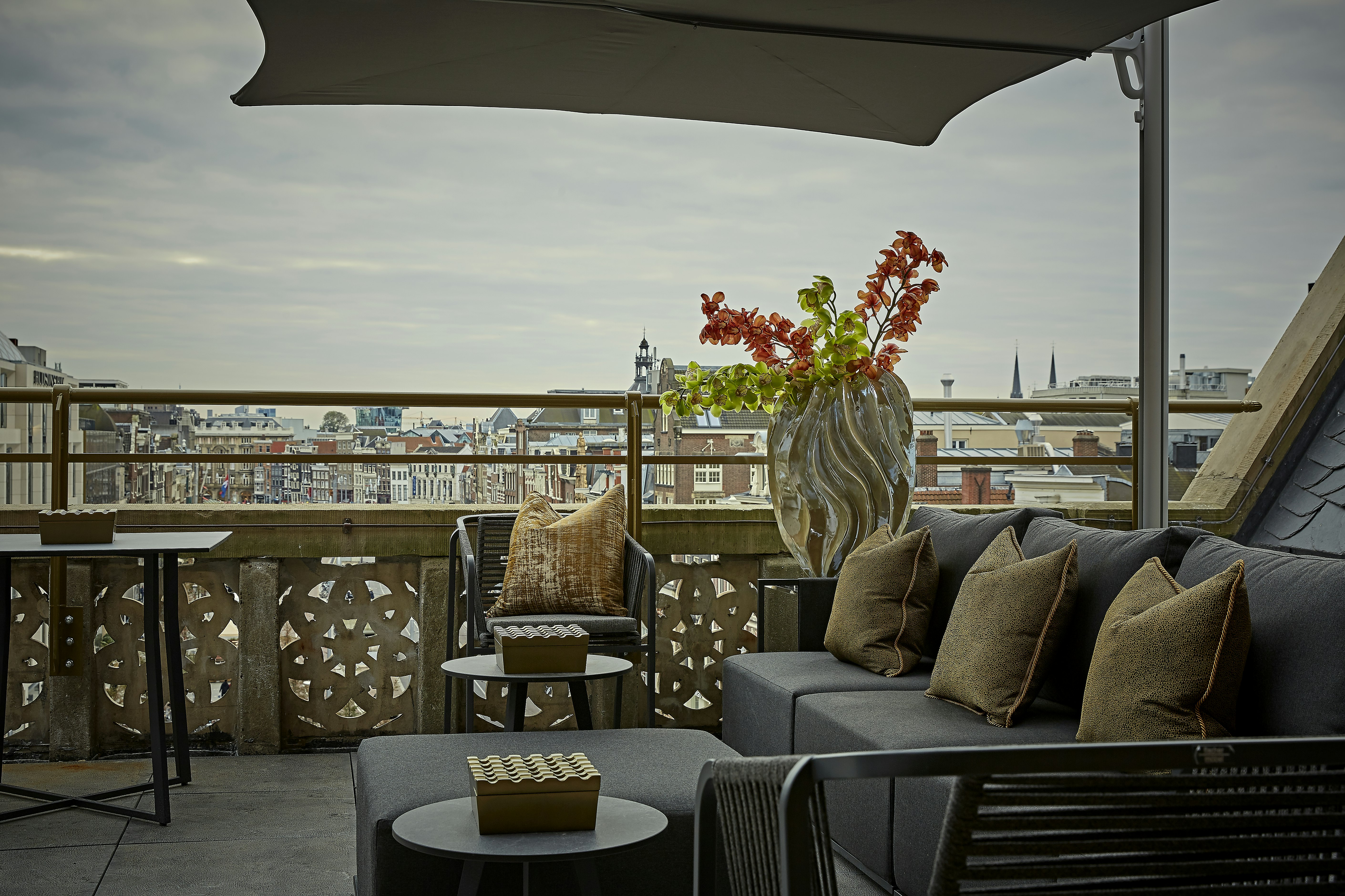 Hotel TwentySeven 57/84