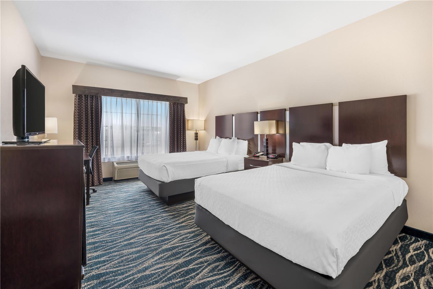 Best Western Plus Eastgate Inn & Suites 11/32