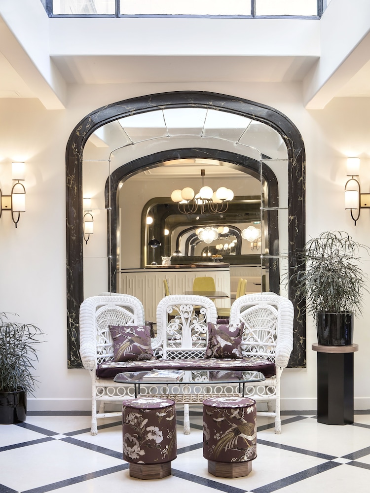 Hotel Bienvenue 43/56