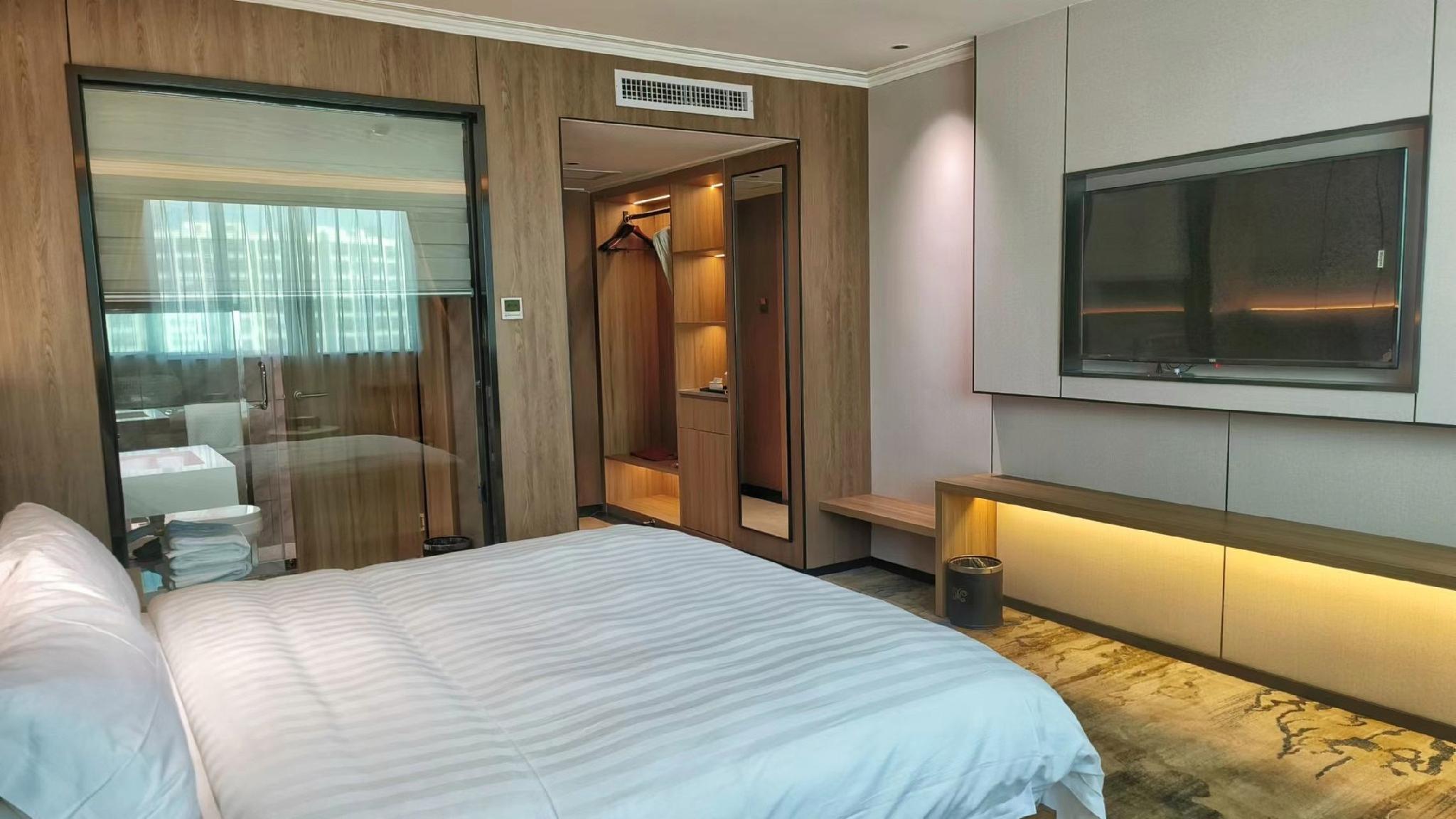 Boutique, Double Bed