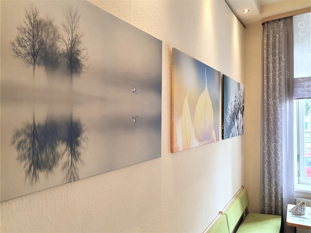 Melarose Feng Shui Hotel 11/64