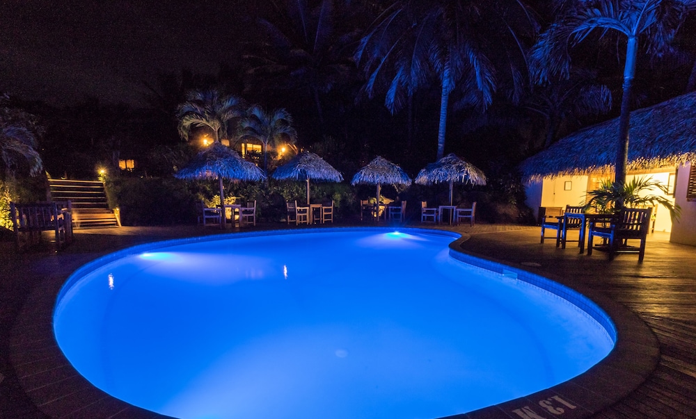 Etu Moana Boutique Beach Villas 25/50