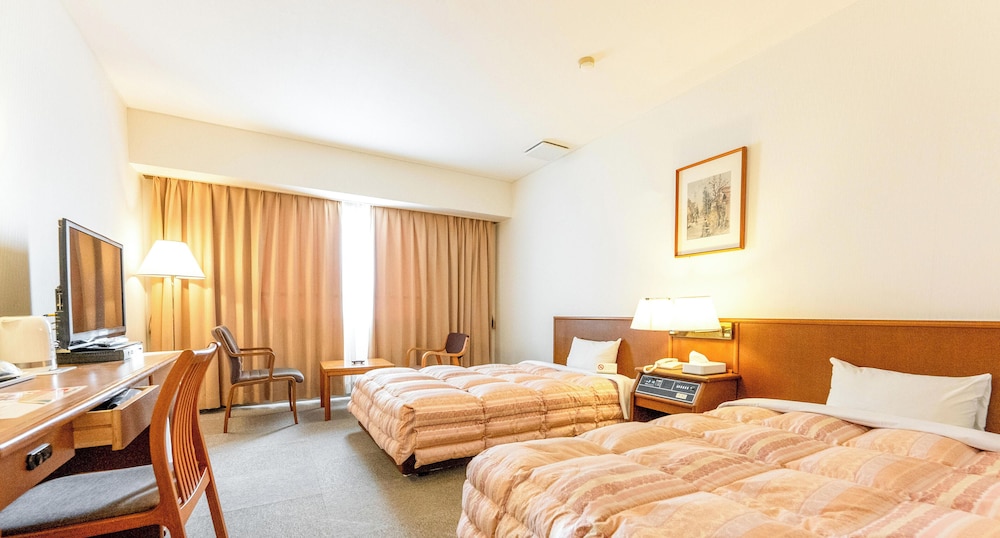 Tendo Central Hotel 14/57