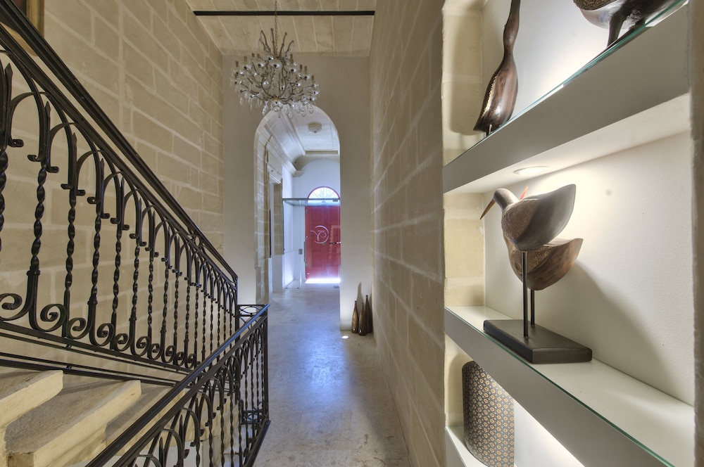PALAZZO VIOLETTA 11/69