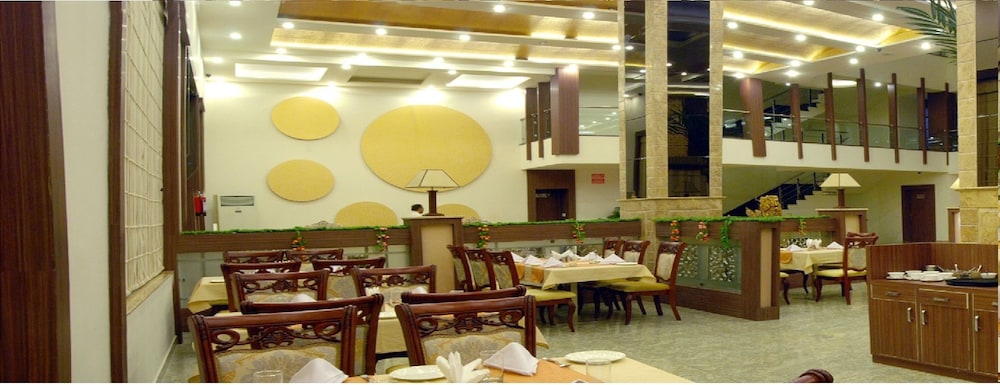 Devashish Hotel 24/27