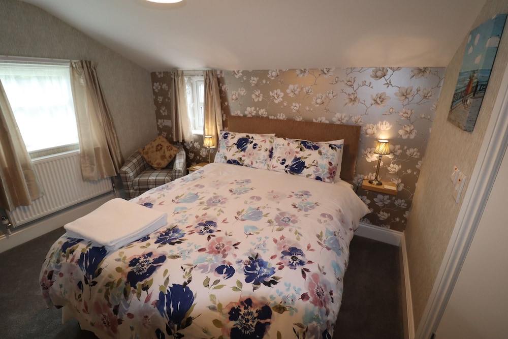Raincliffe Hotel 16/50