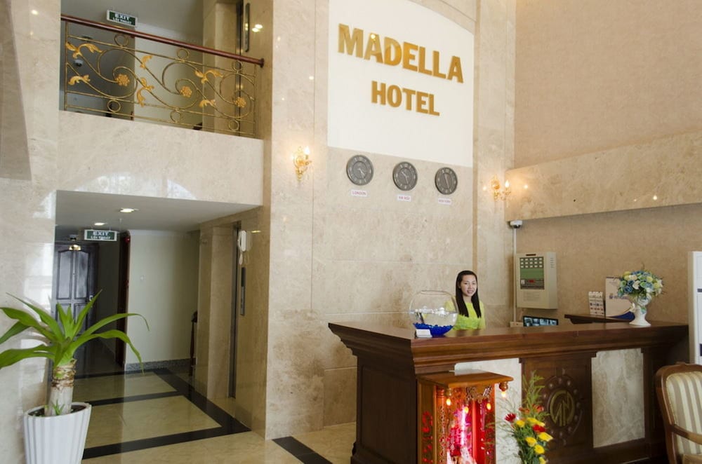 lobby
