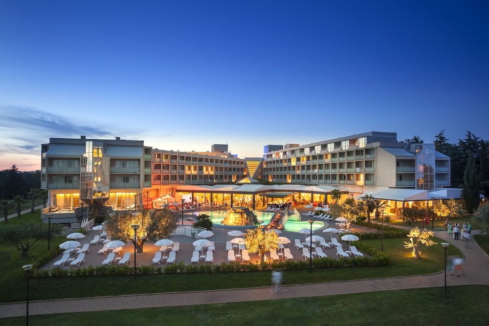 Aminess Vival Maestral Hotel in NOVIGRAD