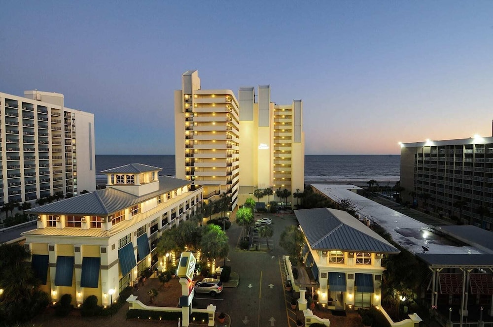 Sea Crest Oceanfront Resort 7/67