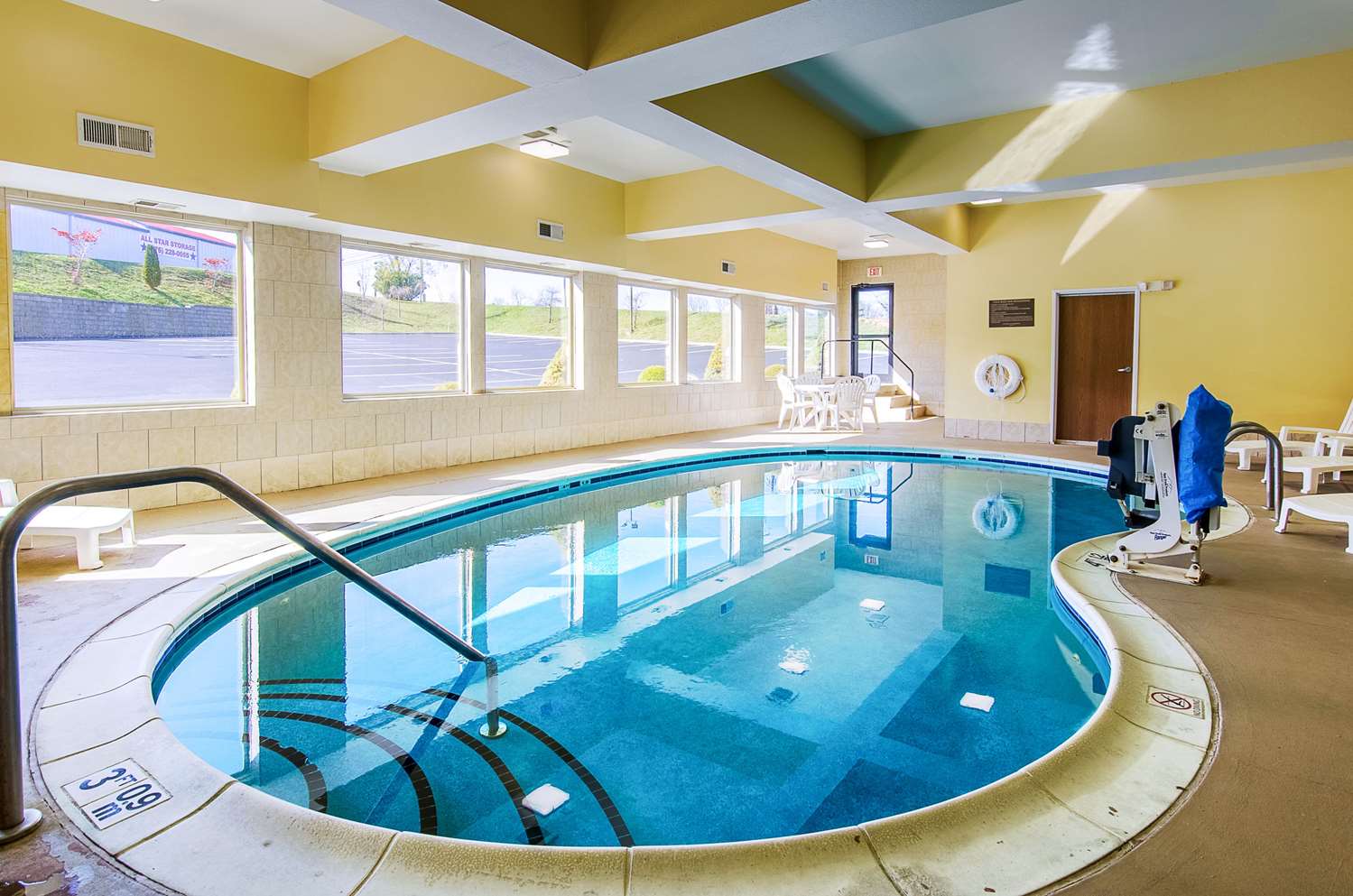 Comfort Suites Wytheville near Conference Center 8/17