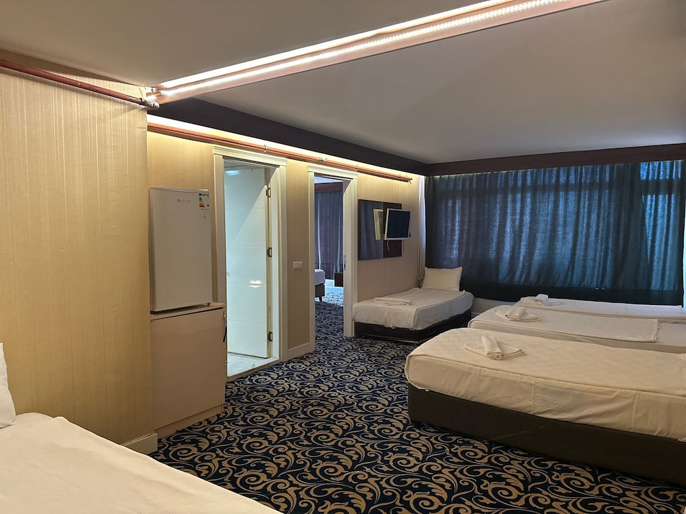 Bilgehan Hotel 13/29