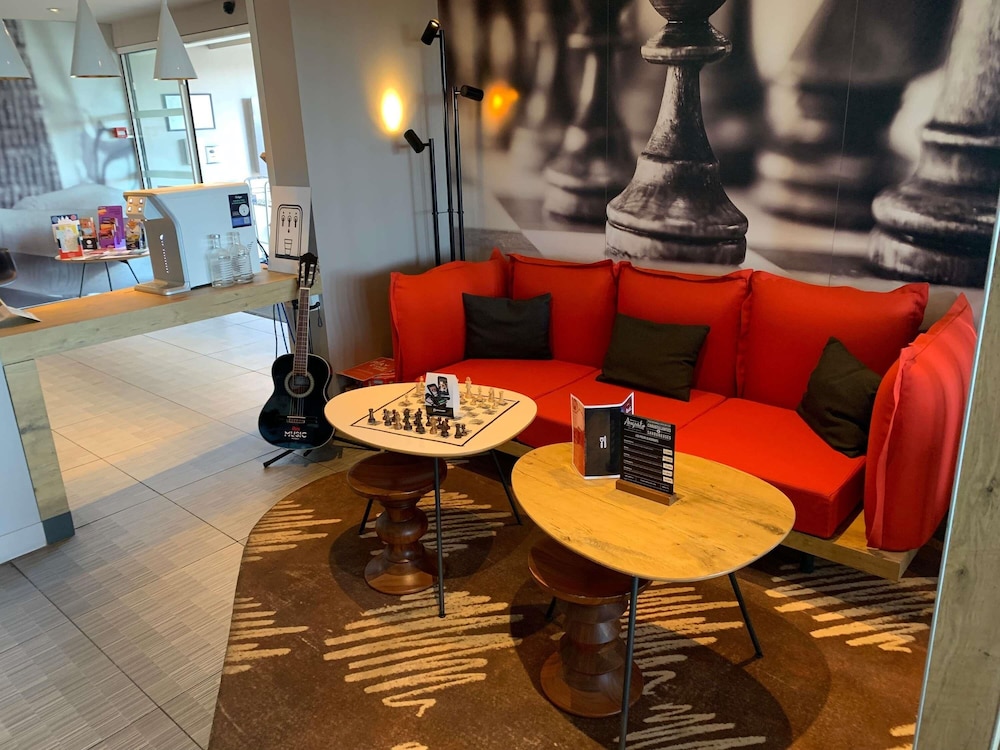 Ibis Lorient 26/50