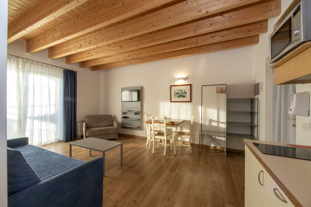 Residence Ca del Lago 29/50