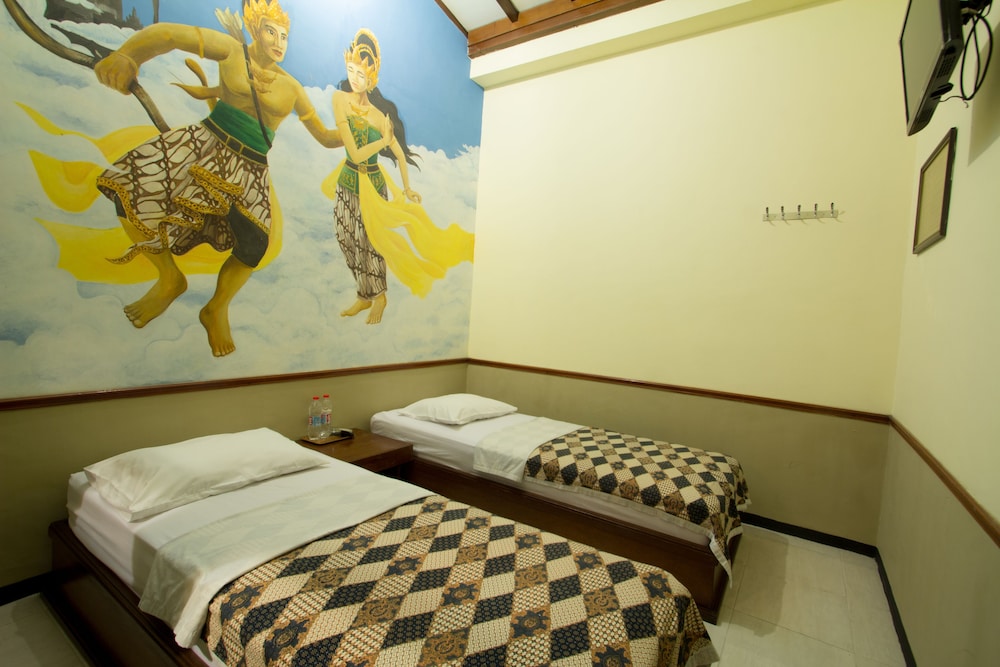 Delta Homestay 8/28