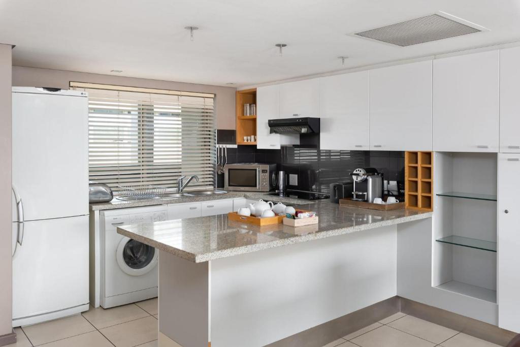 Harbouredge Suites By Totalstay 3/94