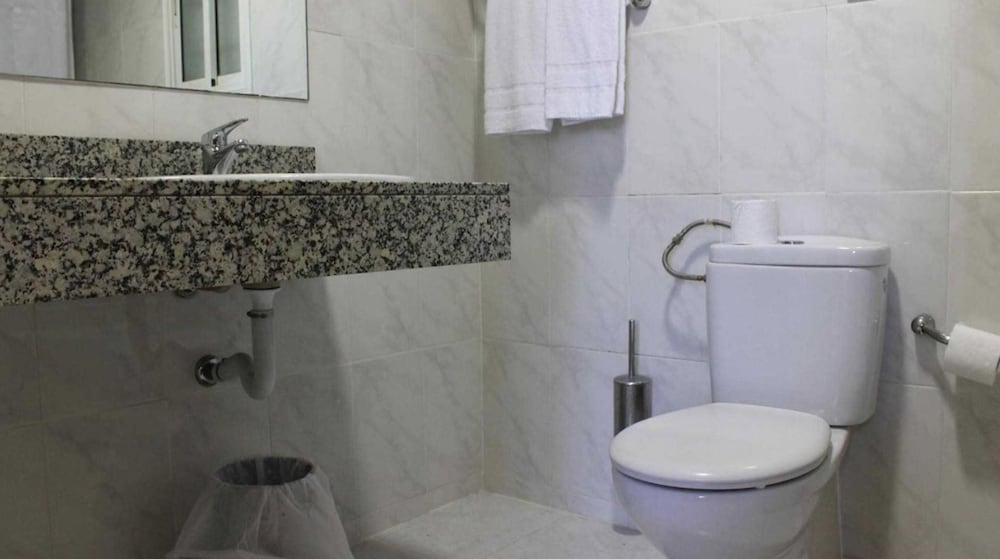 Ramblas Hotel 13/75